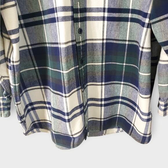 LL Bean Mens Chamois Green Plaid Flannel Button Up Shirt Sz XLT Pockets Rugged - Picture 3 of 11